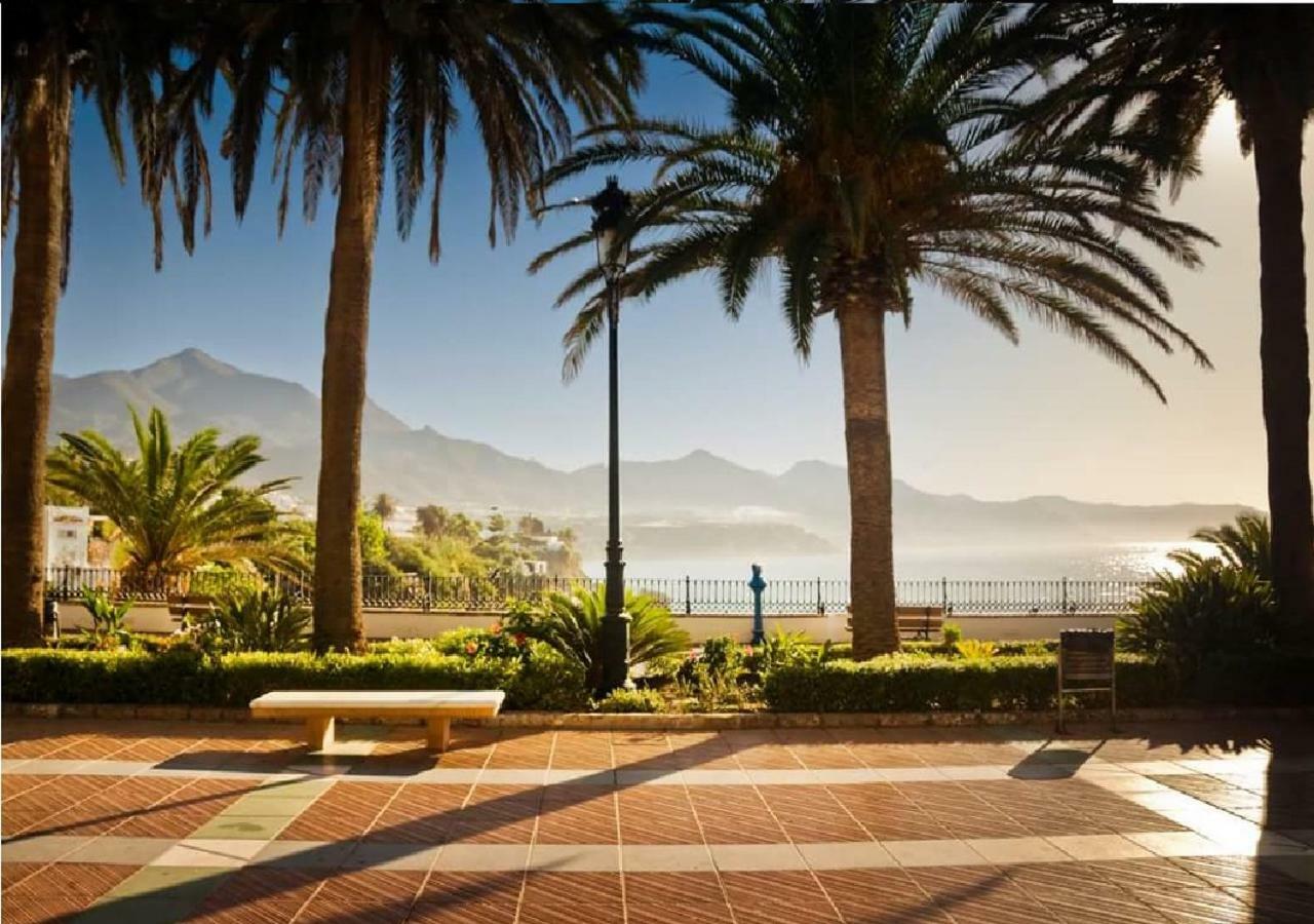 Apartamento Steffi - Centro de Nerja Bagian luar foto